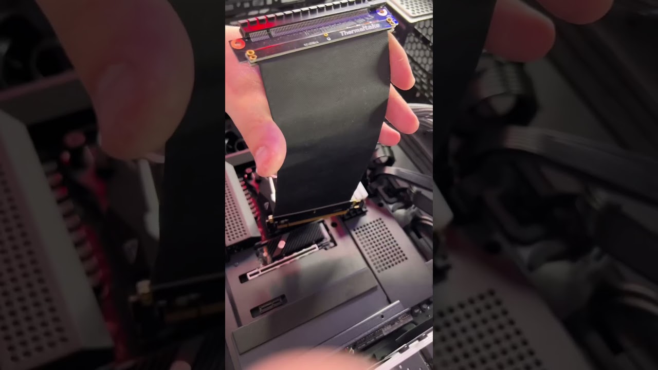Come posizionare una GPU in Verticale #thermaltake #shorts